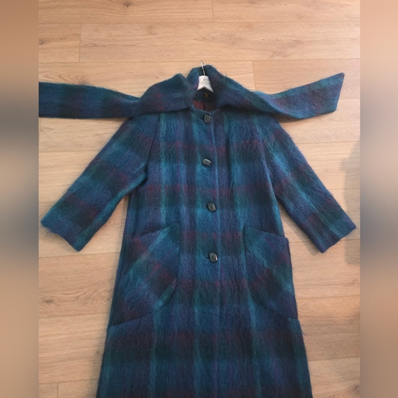 Vintage 80's Mohair Blend Plaid Coat Attached Scarf Size Large - Picture 2 of 11